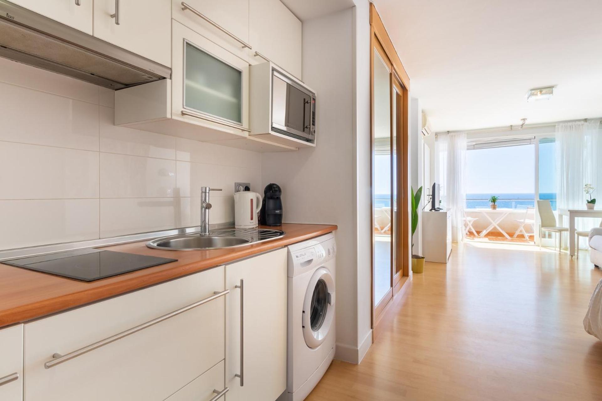 Roca Chica - Parking - Frente Playa - Terraza - Wifi - Bajondillo Y Carihuela Apartamento Torremolinos